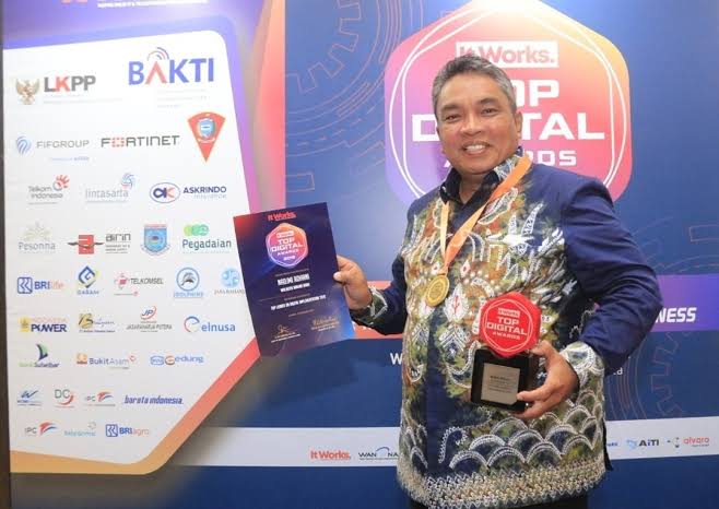 Nadjmi Adhani, Walikota Banjar Baru Kalimantan Selatan Meninggal Karena Covid-19