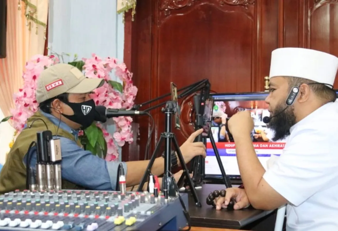 Walikota Bengkulu Helmi Hasan dan Wawali Dedy Wahyudi pantau langsung pembagian rasmi dari Balai Kota