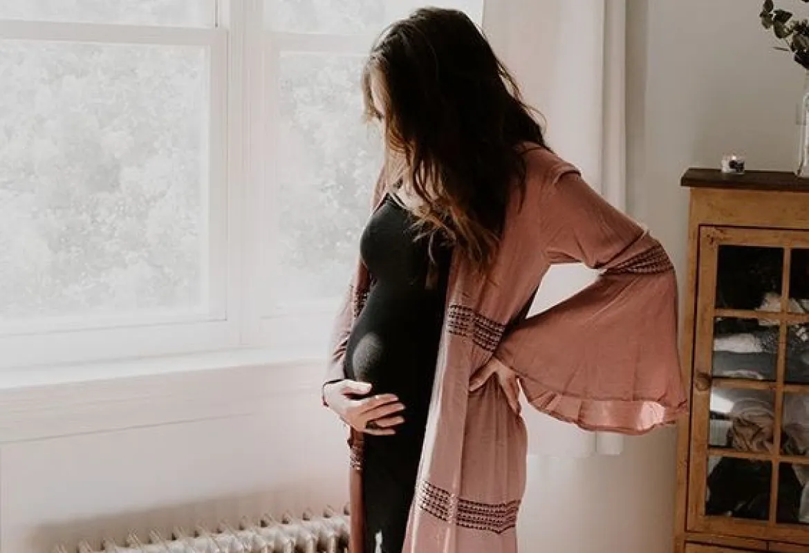 Istriku Ngidam Soto Mangkudun dan Kue Balok,  Istri Fariz Abdillah Ngidam Naik Kereta Api Tanki Pertamina