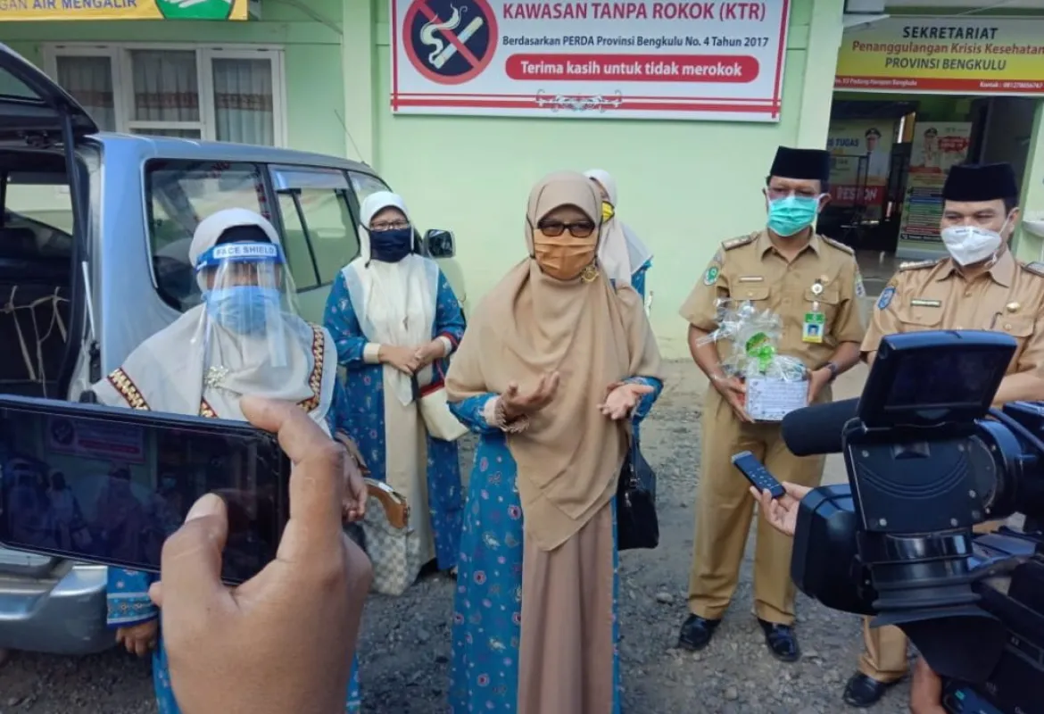 Dewan Provinsi Bengkulu Salurkan Bantuan Multivitamin Bersama PPRK MUI