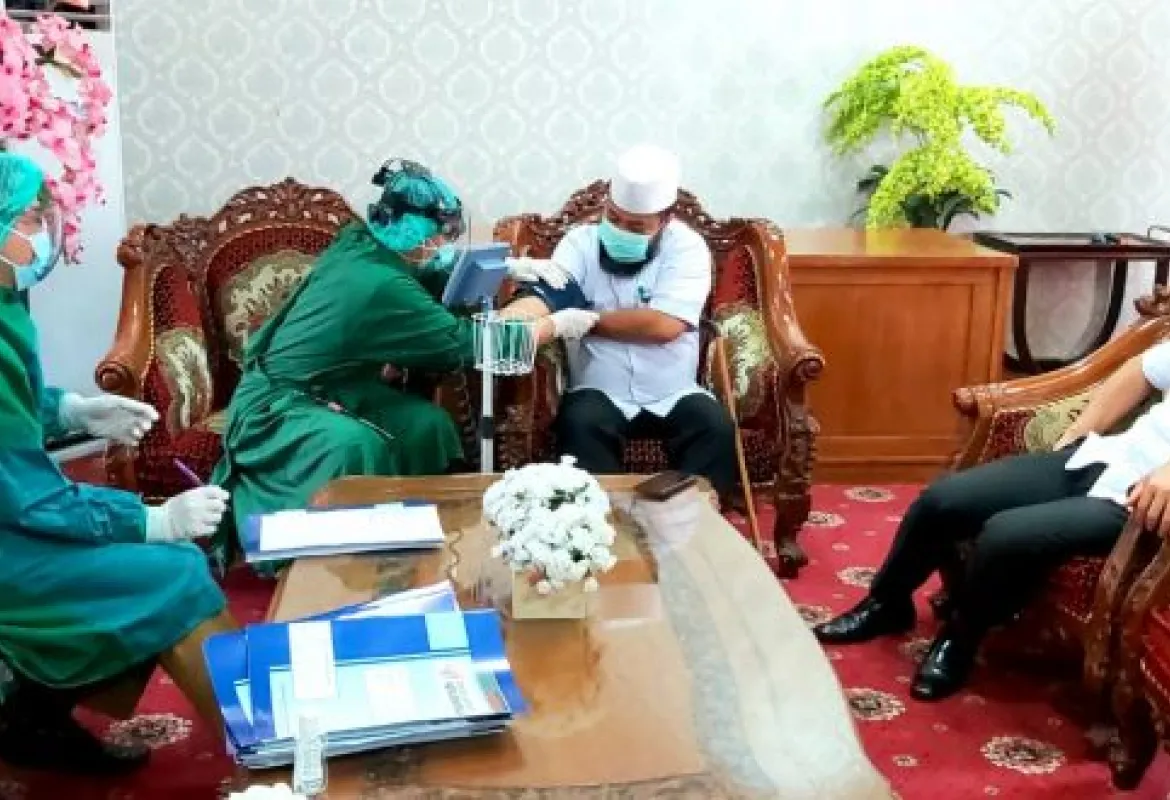 Persiapan Penyuntikan Vaksin Covid-19, Walikota dan Wawali Discreening