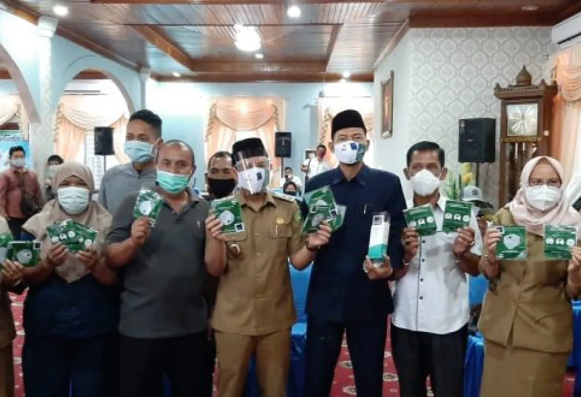 Pemerintah Kota Salurkan Alat Penanggulangan Covid-19 untuk Para Pedagang