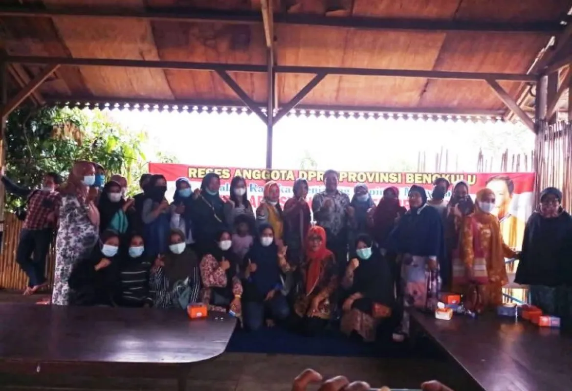 Anggota Dewan Provinsi Bengkulu Gelar Reses Di Kelurahan Beringin Raya