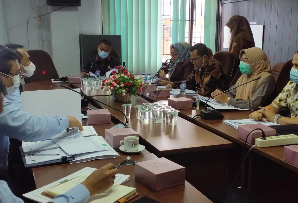 Komisi II DPRD Kota Pekanbaru Bahas Peredaran Minuman Beralkohol Dengan Bea Cukai Kota Pekanbaru