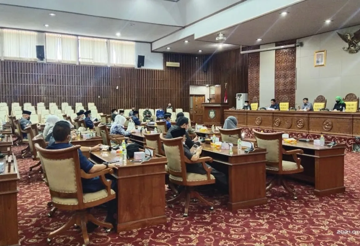 Semua Fraksi Menyetujui Perda Usulan Gubernur Bengkulu