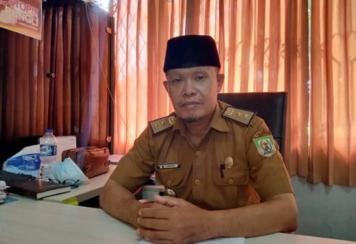Dengan pendataan yang dilakukan pihaknya, kedepan diharapkan menjadi bahan pertimbangan dalam pembuatan kebijakan,baik dalam proses mutasi maupun rotasi tenaga kependidikan berstatus PNS maupun nantinya ketika dilakukan perekrutan tenaga baru baik melalui CPNS maupun formasi Pegawai Pemerintah dengan Perjanjian Kerja (P3K) yang diinformasikan dalam waktu dekat dilakukan. (247)  Read More at: Bengkulu Kekurangan Ratusan Tenaga Pendidik | Bengkulu Ekspress Pendidikan https://bengkuluekspress.com/bengkulu-keku