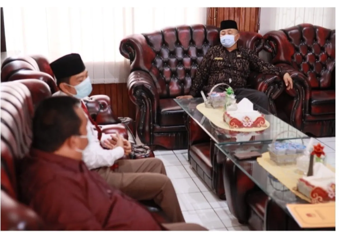 DPRD BS Terima Berkas Calon Terpilih TA.2020