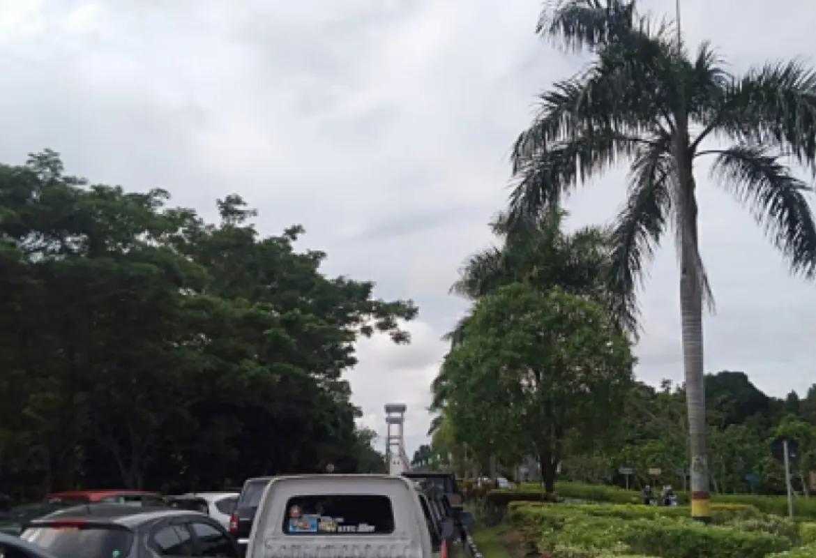 Banyak Wisatawan Datang ke Siak, Tim Satgas Perketat Pos Penyekatan di Jembatan TASL