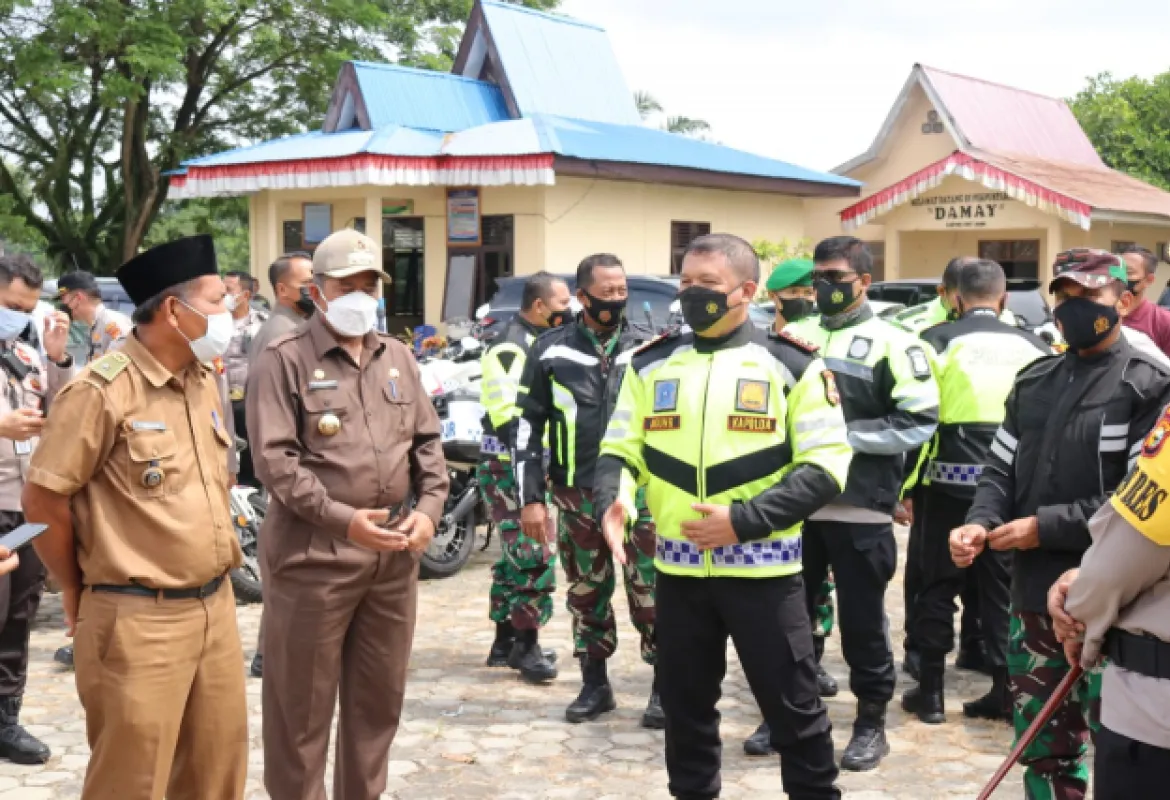 Bupati Alfedri Bersama Kapolda Riau Tinjau Vaksinasi Warga Jati Mulya