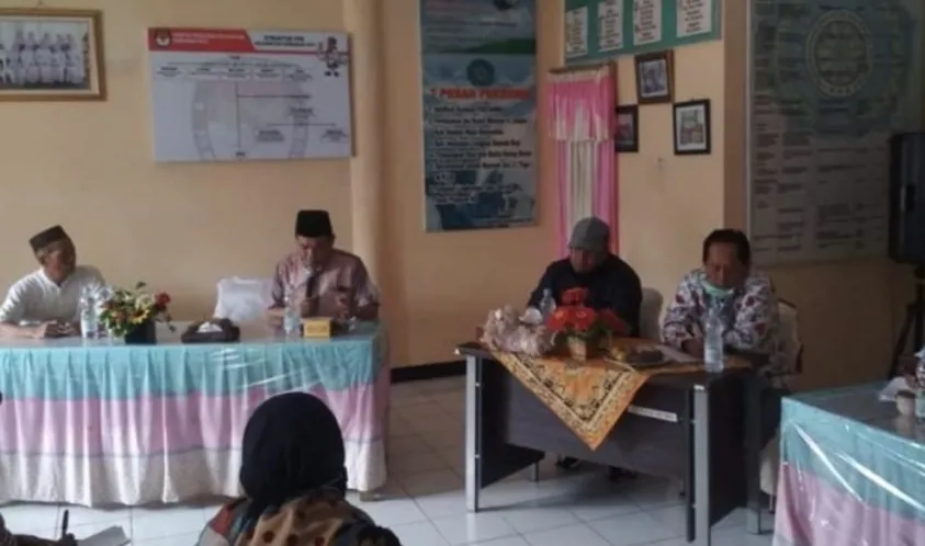 Anggota DPRD Komisi III Kota Cek kesiapan Camat dala, pembagian Sembako