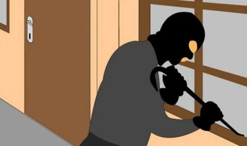 Pencuri Ditangkap Dikediaman Orang Tuanya