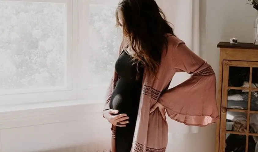 Istriku Ngidam Soto Mangkudun dan Kue Balok,  Istri Fariz Abdillah Ngidam Naik Kereta Api Tanki Pertamina