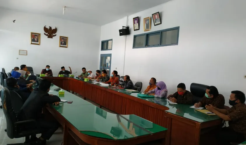 DPRD Seluma Gelar Hearing Terkait Polemik Pergantian Perangkat Desa