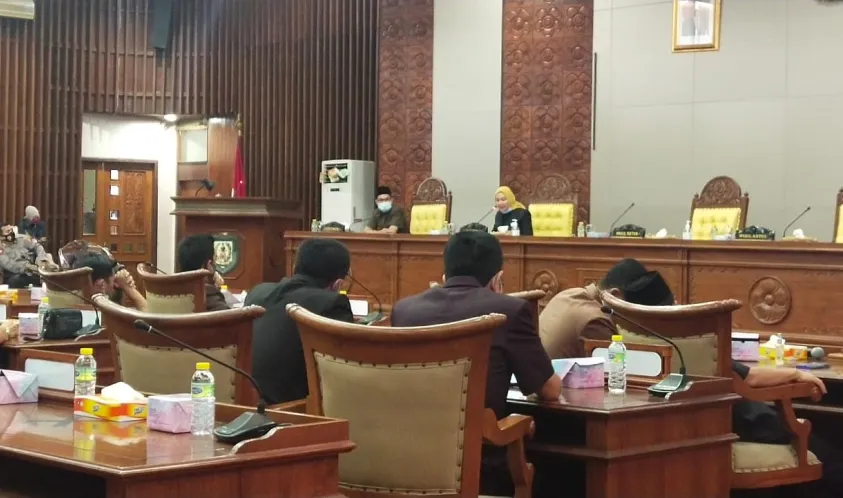 Risalah Rapat Paripurna Masa Persidangan ke I Tahun Sidang 2020 Disetujui DPRD Provinsi Bengkulu