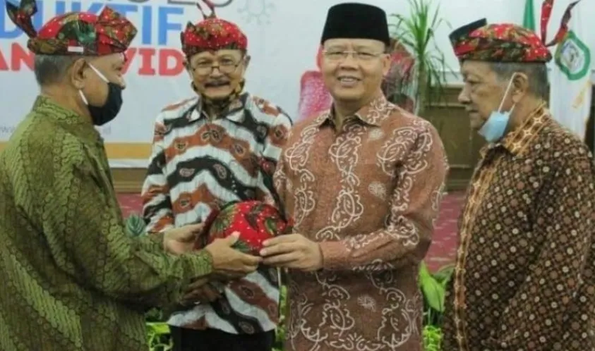 Gubernur Bengkulu Terima Penghargaan Dari Presiden Jokowi