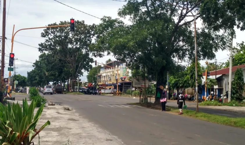 Cepat Tanggap, Dishub Provinsi Bengkulu Perbaiki Lampu Merah yang Mati