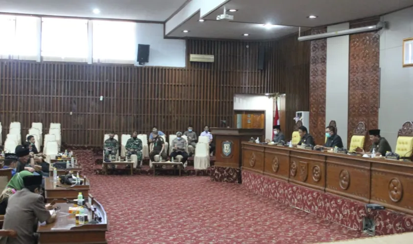 Penyampaian Nota Penjelasan Gubernur Bengkulu atas Usulan Raperda Adaptasi Kebiasaan Baru dalam Pencegahan Covid-19