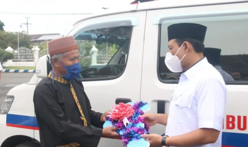 Pemkot Berikan Ambulans Pinjam Pakai Untuk Paguyuban Pasundan