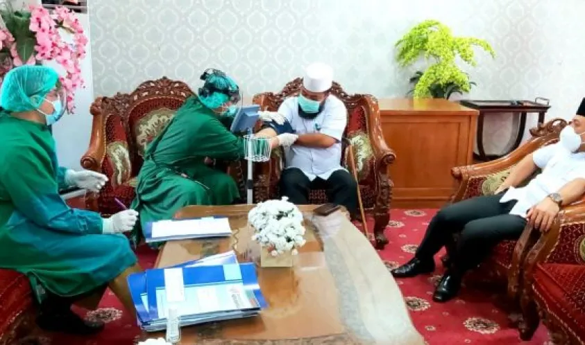 Persiapan Penyuntikan Vaksin Covid-19, Walikota dan Wawali Discreening