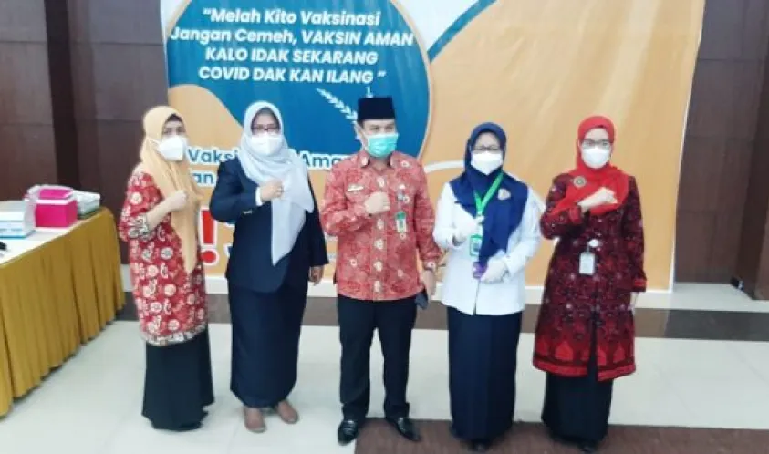 500 Tenaga Kesehatan Kota Bengkulu Mulai Divaksin