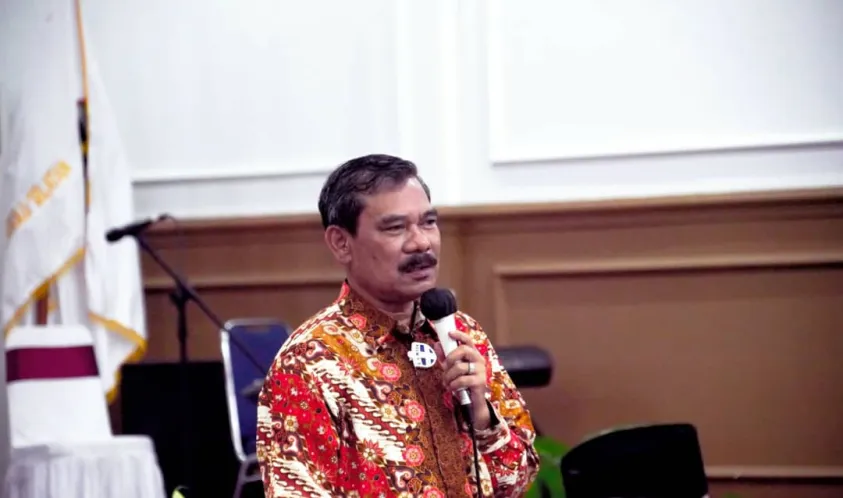 Robert Simbolon Pastikan Vaksinasi Tahap II Lancar