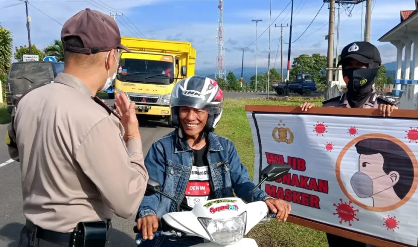 Putuskan Penyebaran Covid-19, Polda Bengkulu dan Polres Jajaran Konsisten Himbau Prokes Kepada Masyarakat