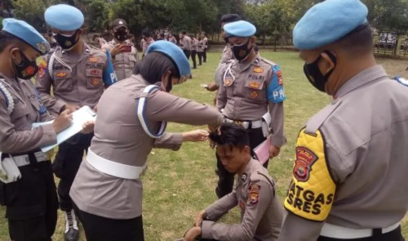 Pastikan Bebas Narkoba, 100 Personil Polres Lebong Di Cek Urine