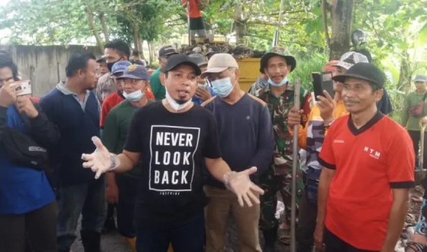 Hadiah Uang Tunai dari Wawali Bengkulu untuk Warga yang Menangkap Pembuang Sampah Sembarangan