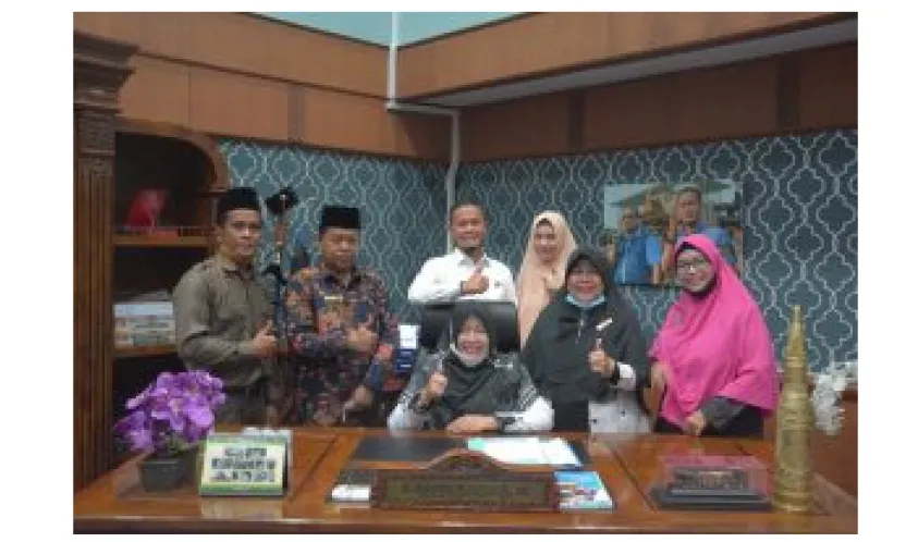 Wakil Ketua DPRD Provinsi Riau Agung Nugroho Menerima Kunjungan Dari SMP Negeri 22 Pekanbaru