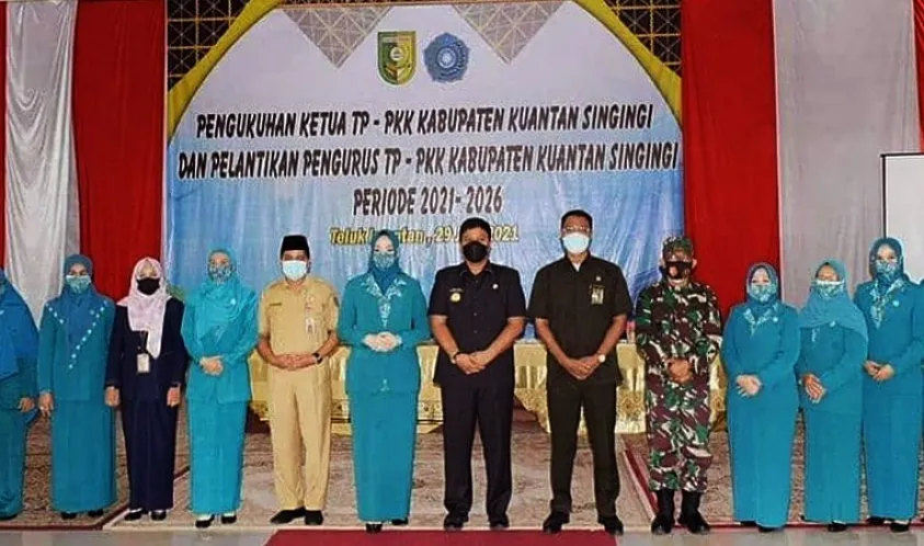 Bupati Andi Putra Lantik TP PKK Kuantan Singingi