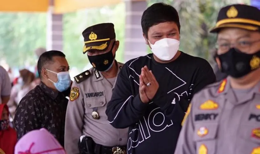 Bupati dan Kapolres Kuansing Tinjau Vaksinasi Massal