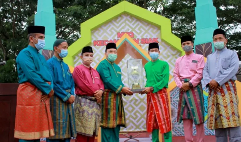 Wakil Bupati Siak Husni Merza Resmi Menutup Musabaqoh Tilawatil Quran Tingkat Kecamatan Siak ke 21